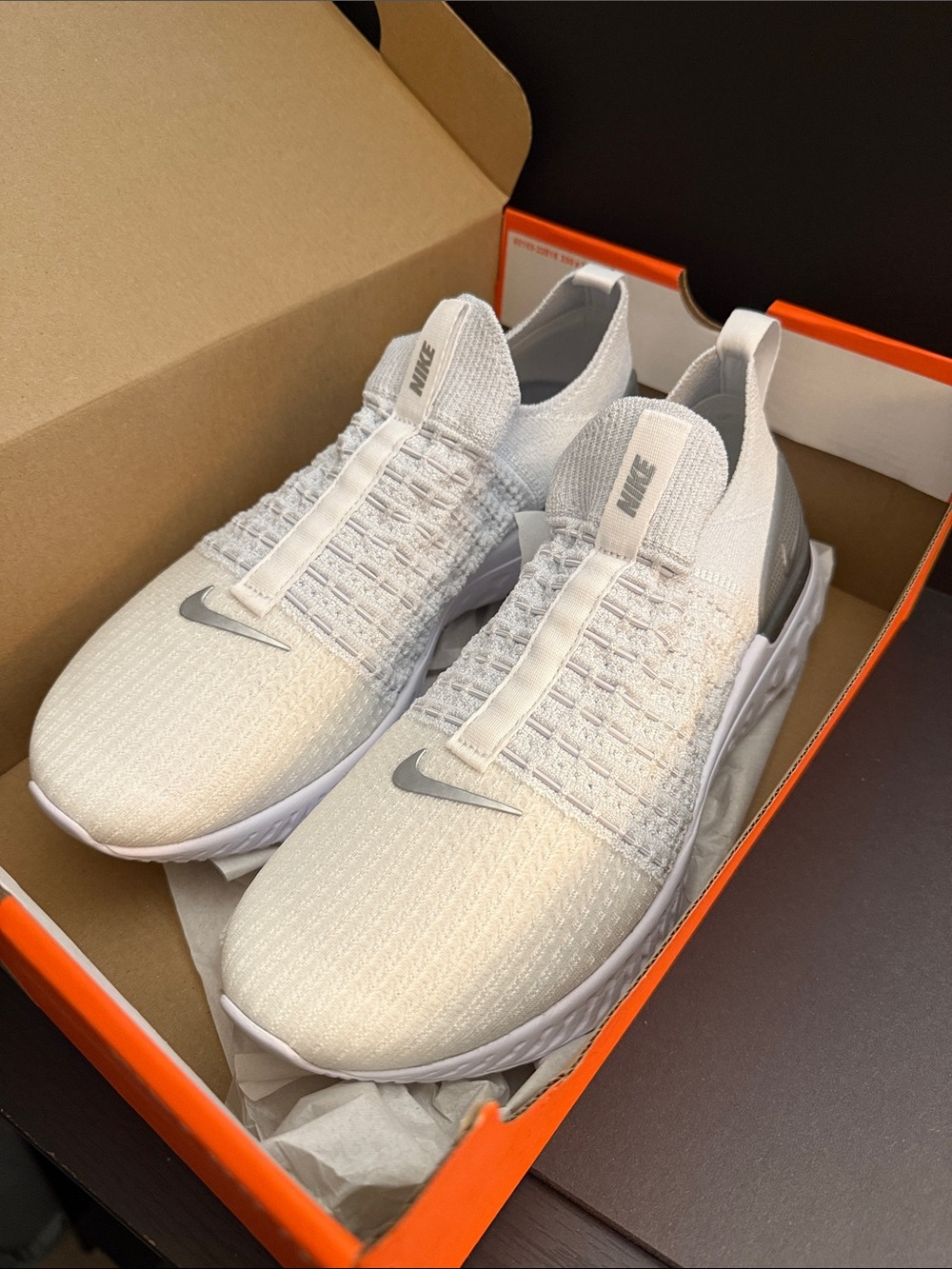 Nike - Women’s Nike Phantom Run FK 2 Slip-On Knit Sneakers in White & Silver